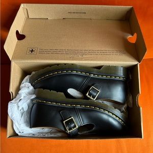 Dr Martens Mary Janes